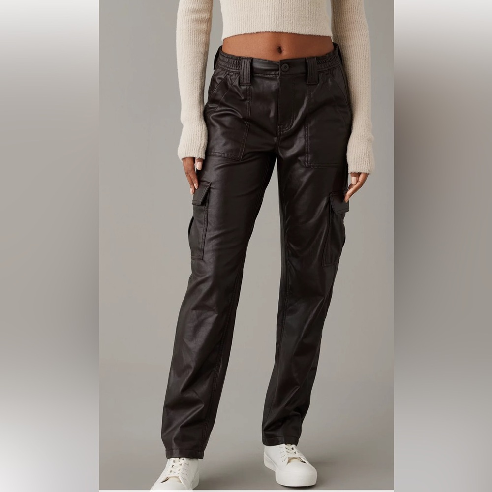 American Eagle Outfitters Black Straight-Leg Cargo Pants